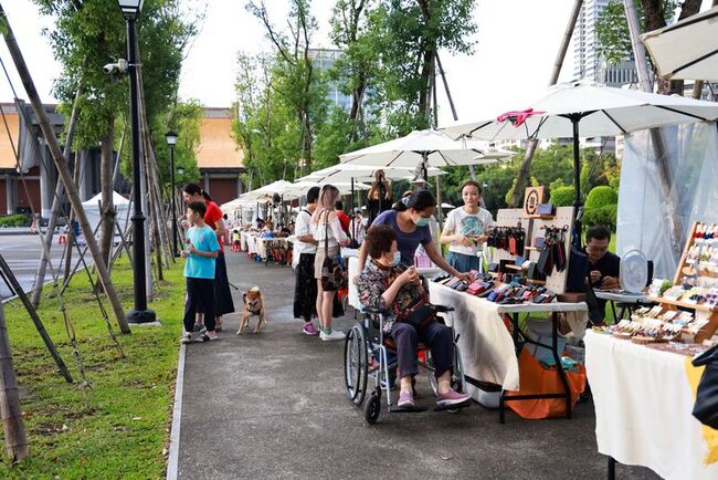 國父紀念館首辦露天電影院  聚焦環保主題電影 | 華視新聞