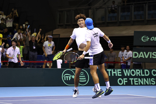 台維斯盃許育修何承叡男雙取勝 台灣隊率先聽牌