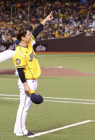 周思齊生涯曾想下車仍堅持 引退賽有初登場緊張感