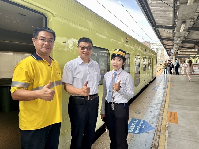 台鐵新觀光列車試運轉 山嵐號、海風號11月底上路 | 華視新聞