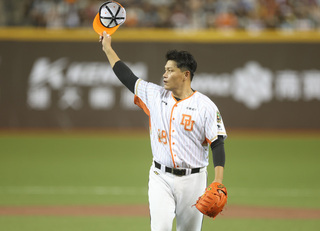 潘威倫22年生涯回應王牌18號期待 盼沒讓草總失望