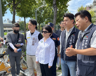 留賽車燒胎痕遭疑助長飆車 盧秀燕：防飆專案也啟動