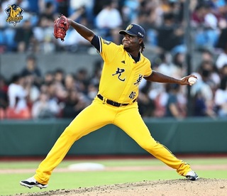 遇雙親過世曾每晚失眠 德保拉克服傷痛很感恩