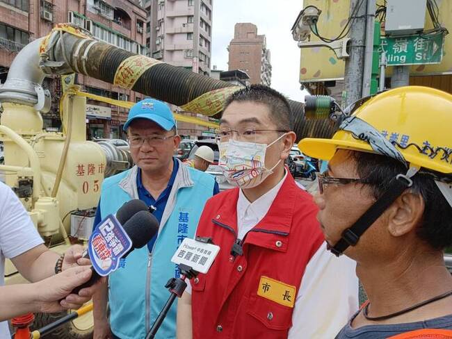 基隆加強防颱 大武崙溪畔布設2台大型抽水機 | 華視新聞