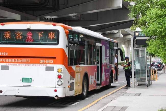 中市警局啟動公車大執法  5天取締35件 | 華視新聞