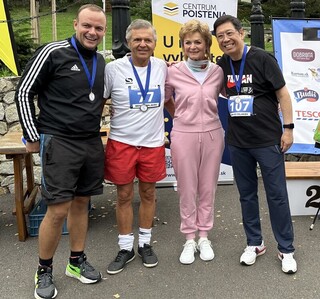 駐斯洛伐克代表處參與馬拉松 推動草根外交