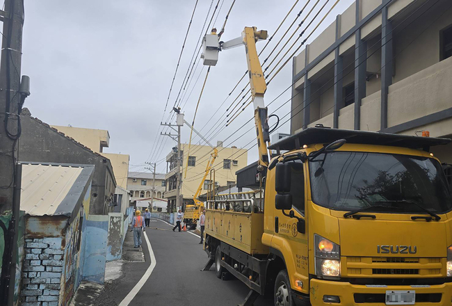 颱風山陀兒來襲  彰化沿海鄉鎮一度停電817戶 | 華視新聞