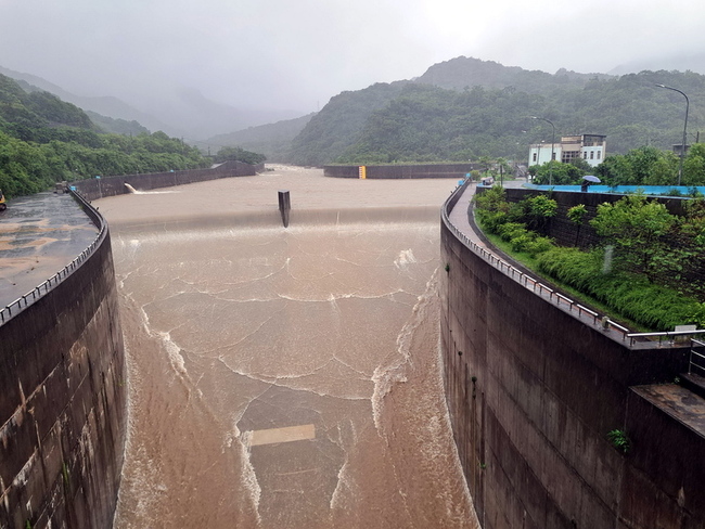 颱風山陀兒來襲 基隆河水位逾63公尺員山子分洪 | 華視新聞