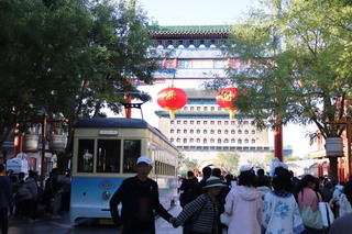 中共建政75年 經濟復甦成大挑戰