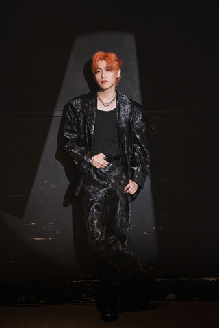 邱宇辰揪800粉絲齊慶生 感性發言：很久沒回舞台