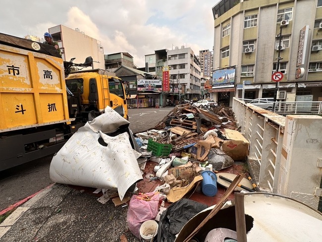 颱風山陀兒災後復原 高市環保局籲勿將垃圾亂丟 | 華視新聞