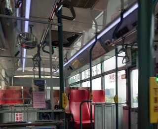 懷恩專車座椅現霉斑 北市：調度用車已要業者改善