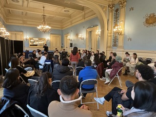 國際維吾爾青年大會巴黎登場  盼台灣成抗中軸心