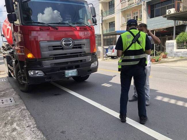 屏東大型貨車肇事率高  警方將連3天專案取締 | 華視新聞