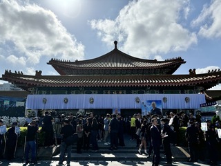 土城警劉宗鑫出殯 幼女問老天爺可以讓爸爸回來嗎