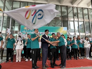 高市1050人參加全民運  陳其邁授旗加碼獎金