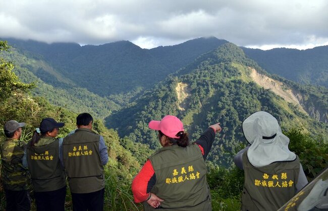 阿里山鄒族獵人歷3年踏勘 新書記錄8部落13獵徑 | 華視新聞