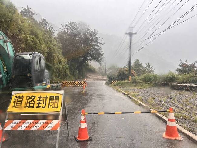 康芮致災台中累計逾6萬戶停電 7715戶待復電 | 華視新聞