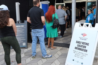 搖擺州北卡羅來納兵家必爭 賀錦麗川普陣營同地互尬