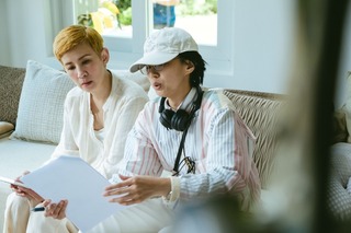 吳君如不計片酬相挺 「戀愛」導演被笑是詐騙集團