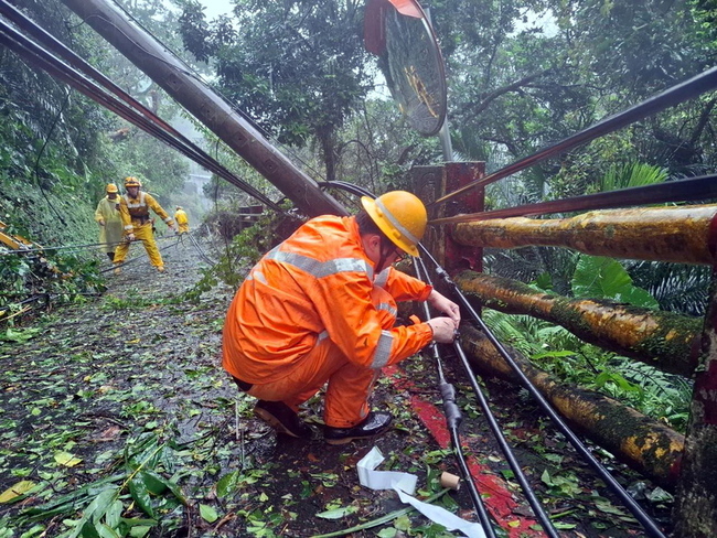 新北仍1萬餘戶停電 台電：已增派人力支援 | 華視新聞