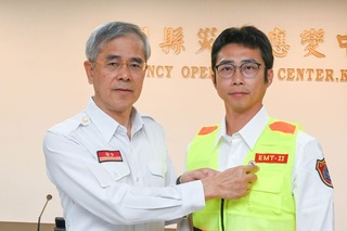 金門「救命之星」胸章  表彰救護有功消防人員