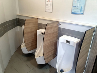 新北頒公廁金質獎 遊客中心掃4次/天、醫院清8次