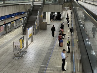 台北捷運車廂持刀攻擊 行兇女子傷害罪嫌移送