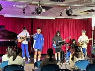 高中跨校遠距課程  數位平台結合多媒體玩音樂