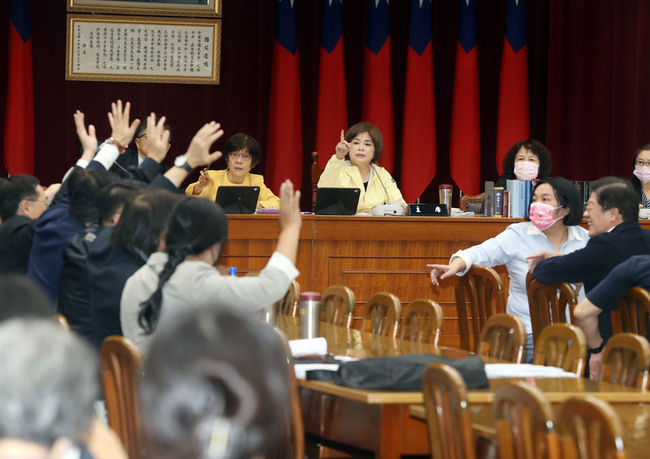 立院財委會6日會議議事錄確定  綠：嚴重程序瑕疵 | 華視新聞