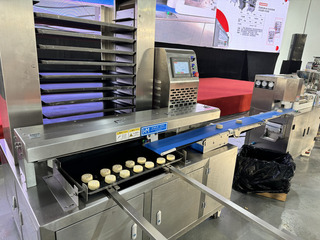 中國烘焙業競爭激烈 業者求生強調創新提升效率