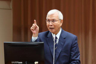 對美順差擴增  楊金龍：台積電赴美投資有助貿易平衡