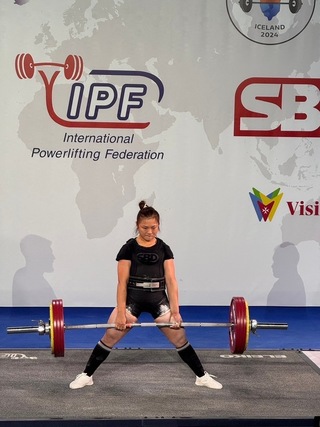 洪秀靜升格人母後代表作 健力世錦賽硬舉奪金