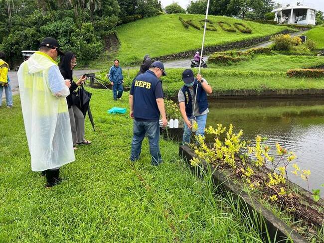 高雄高球場自救會爭權益 市府追占用補償金1.1億 | 華視新聞