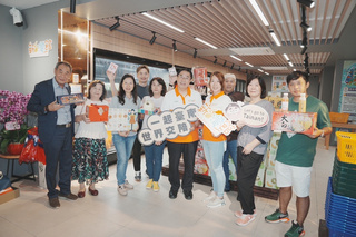 新加坡新台灣館開張 黃偉哲助廠商行銷台南