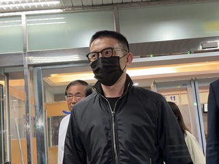 郭哲敏交保疑找外國壯漢當保鏢 稱不擔心人身安全