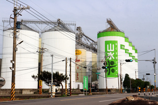 首屆糧商衛生安全評核 泉順山水米獲菁英組冠軍