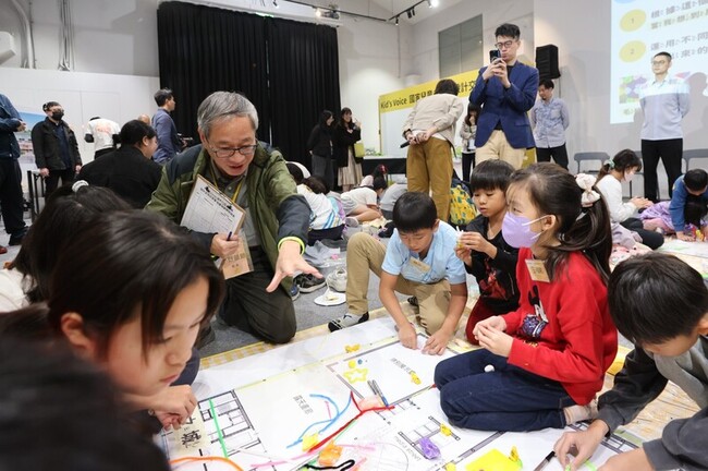 李遠化身小野爺爺  邀孩童發想國家兒童未來館 | 華視新聞