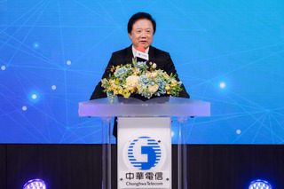 川普若再次喊「乾淨網路」？中華電：可提供經驗服務