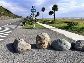 南迴打卡裝置「鹿小愛」遭竊 遊客納悶：這也要偷