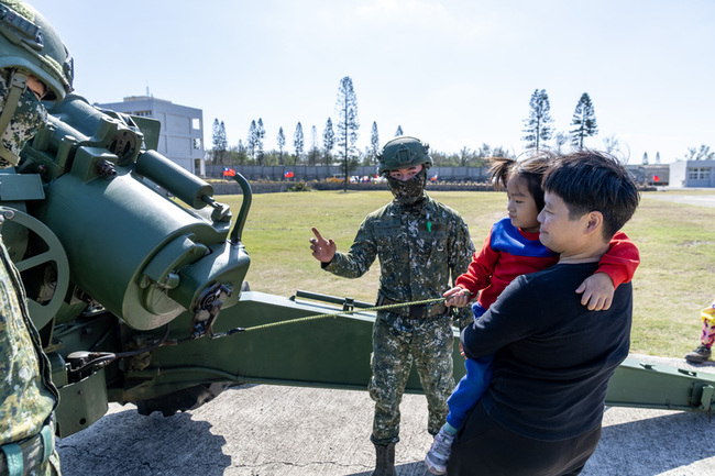 澎防部75週年部慶  官兵競賽展現「同島一命」 | 華視新聞