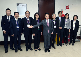 民眾黨促大法官被提名人交問卷 何志偉：期限內交