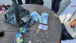 彰警休假喝咖啡 眼尖逮2詐團成員攔詐40萬元