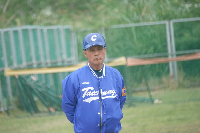 賴朝榮帶出世界冠軍教練曾豪駒高志綱 帶兵首重品行 | 華視新聞