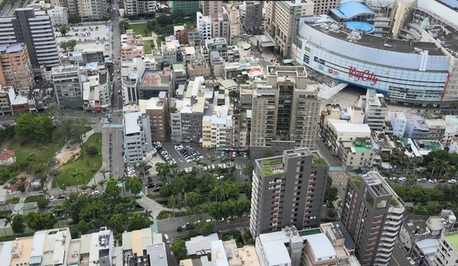 原紅屋鐵板燒公辦都更遭質疑賤賣地  竹市府駁斥 | 華視新聞