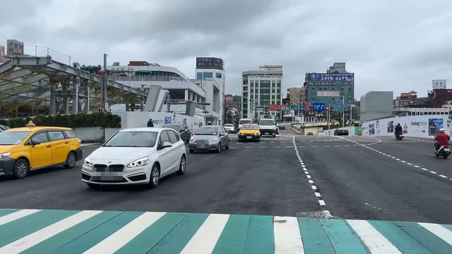 基隆中正路喜豬橋 北向3車道施工5天夜間封閉 | 華視新聞