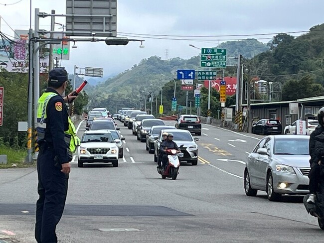 大湖草莓溫泉季週末登場 警估湧4萬車潮啟動疏導 | 華視新聞