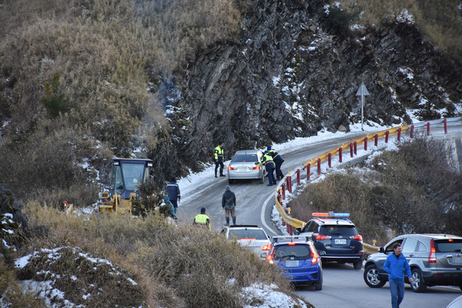 合歡山雪季勤務114年元旦起61天 若遇下雪增派警力 | 華視新聞