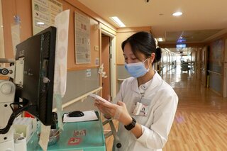 台中慈濟醫院推AI工具 提供護理師適應臨床實務
