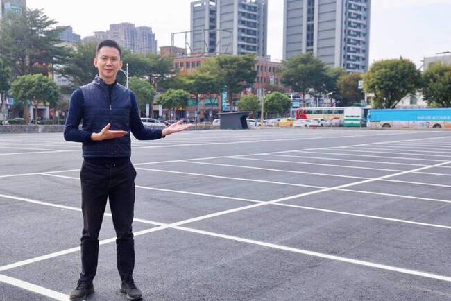 竹北市縣華停車場翻新營運 12/30前免費停車 | 華視新聞